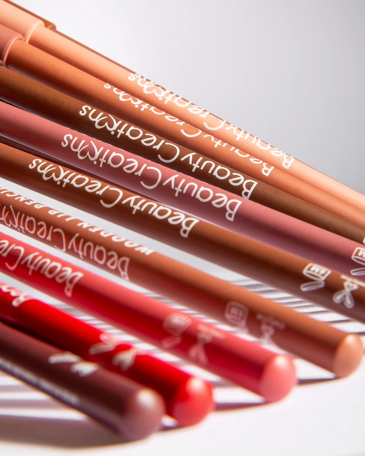 Beauty Creations-Set de Delineadores para Labios 💕